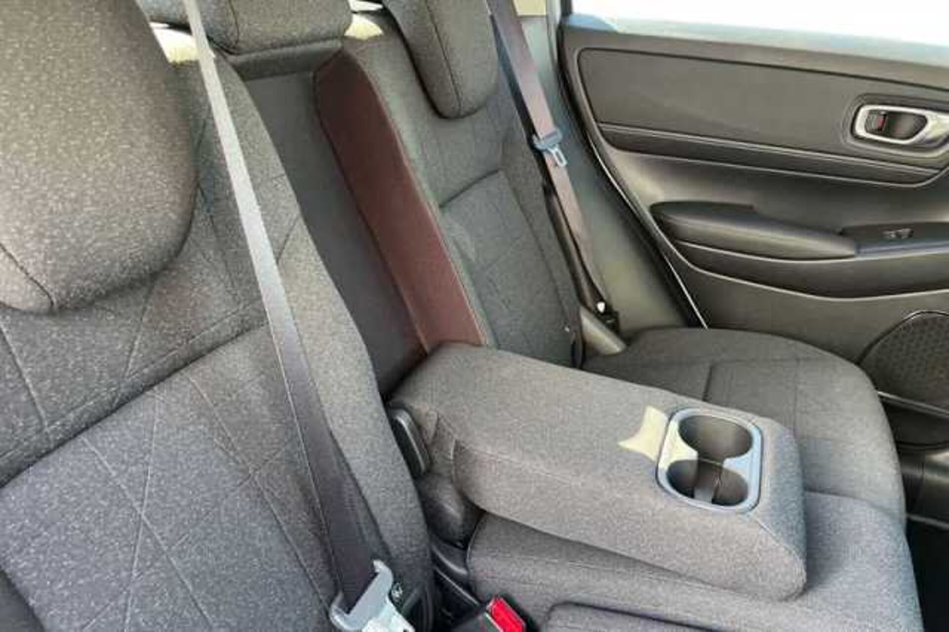 Honda HR-V Hybrid 1.5 eHEV Elegance 5dr CVT 