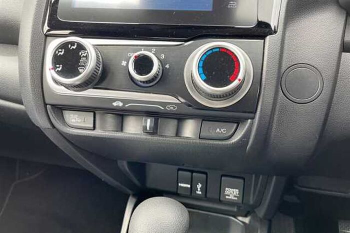 Honda Jazz 1.3 I-VTEC SE 5DR CVT 