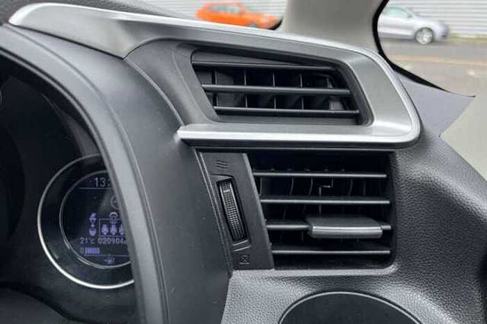 Honda Jazz 1.3 I-VTEC SE 5DR CVT 