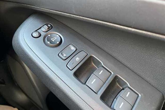 Honda HR-V Hybrid 1.5 eHEV Elegance 5dr CVT 