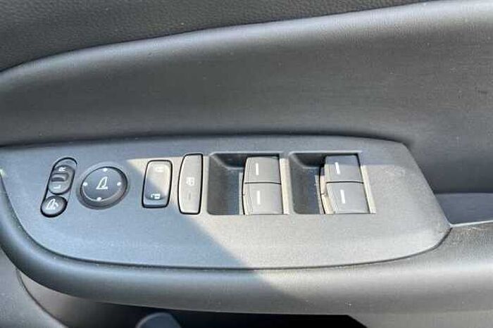 Honda Jazz Hybrid 1.5 i-MMD Hybrid Crosstar Advance 5dr eCVT 
