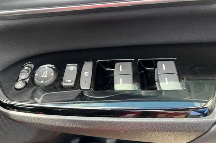 Honda CR-V Hybrid 2.0 I-MMD HYBRID SR 5DR ECVT 