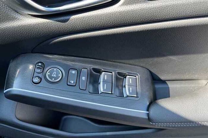 Honda Civic Hybrid 2.0 eHEV Advance 5dr CVT 