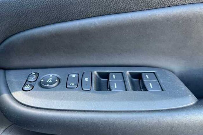 Honda Jazz Hybrid 1.5 i-MMD Hybrid Crosstar Advance 5dr eCVT 